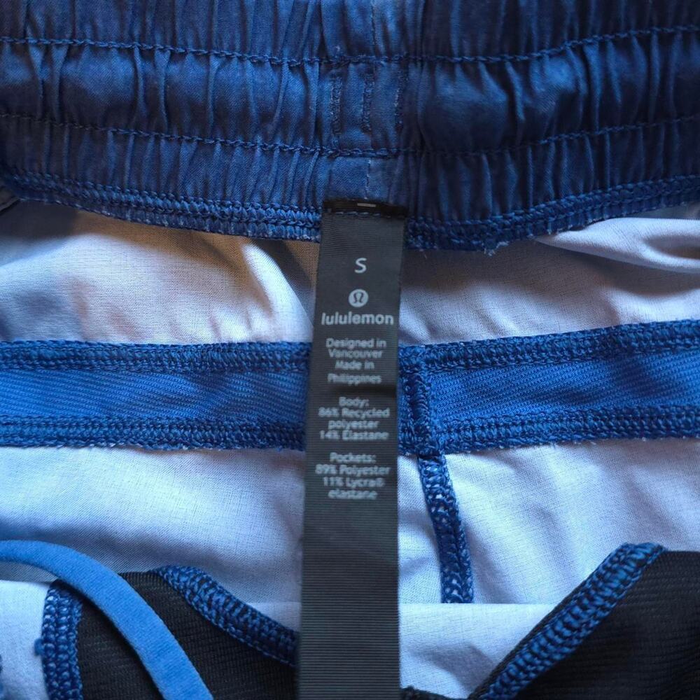Men's Lululemon Athletic Shorts 9"  pace breaker linerless Small - Picture 6 of 6